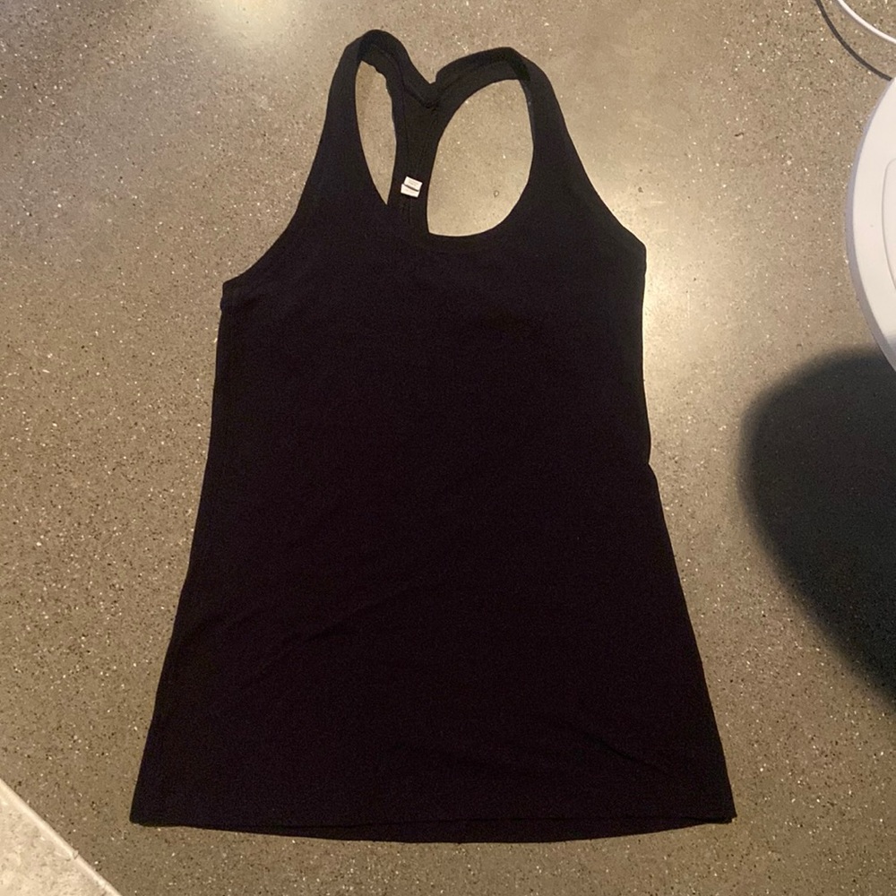 Lululemon black tank top. Size 8. Gently worn.